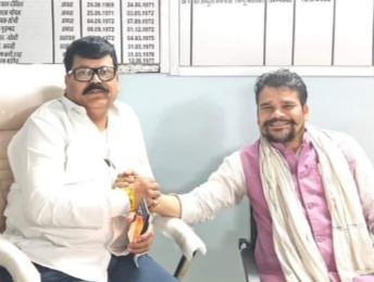 नपा अध्यक्ष अब्दुल गफ्फार पप्पू मलिक ने तत्काल लिया मामला संज्ञान में वार्ड नंबर 18 शांति नगर में धर्म महोत्सव आयोजन के पहले बनेगी सड़क, जितेंद्र जैन क्रांतिकारी ने समस्या से कराया अवगत