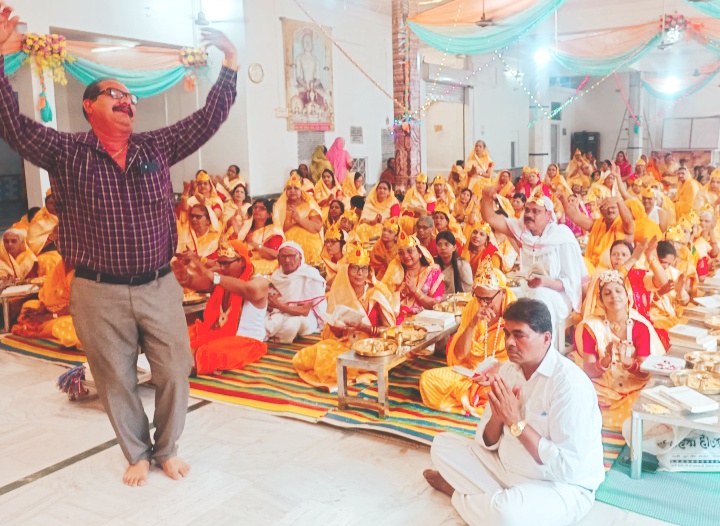 जैन धर्मी ले रहे पुण्य- लाभ सिद्ध चक्र महामंडल विधान का हो रहा भव्य आयोजन
