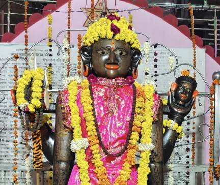 श्री महाकाल भैरव अष्टमी पर हो रहे धार्मिक अनुष्ठान भक्तजन पहुंच कर ले रहे धर्म लाभ, 26 को होगा विशाल भंडारा