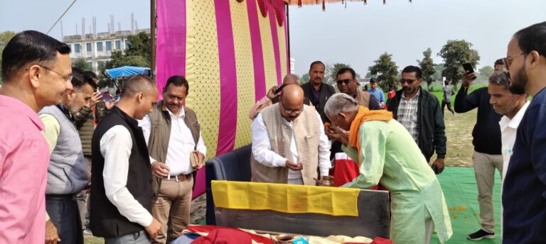 विधायक दादा यादवेंद्र सिंह बुंदेला ने किया भूमि पूजन ग्राम पहाड़ी खुर्द में बनेगी 05 लाख रुपये की सीसी सड़क