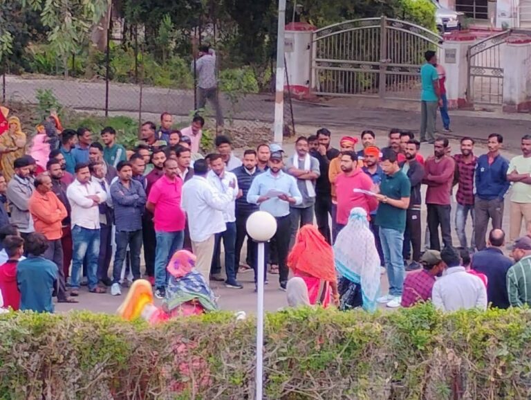 स्वच्छता सर्वेक्षण 2025 सीरमओ ने दिए निर्देश,सफाई कर्मचारीयों की ली उपस्थिति