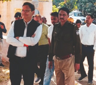कलेक्टर,एसपी पहुंचे मातृधाम छिपरी कार्यक्रम स्थल का किया निरीक्षण