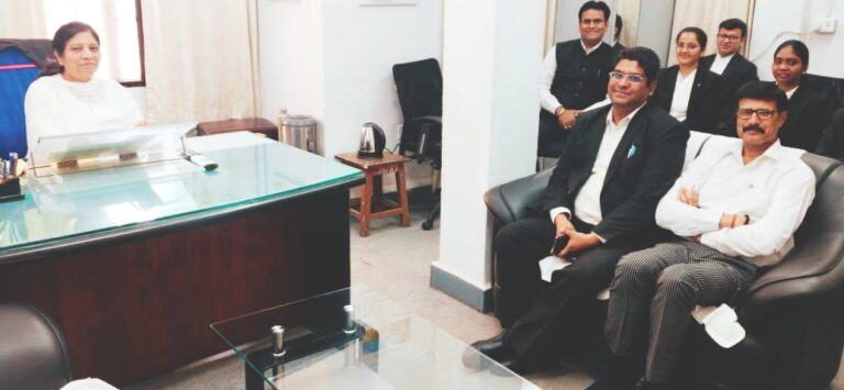 नेशनल लोक अदालत 08 मार्च को सफल क्रियान्वयन को लेकर न्यायाधीशों की हुई बैठक आयोजित