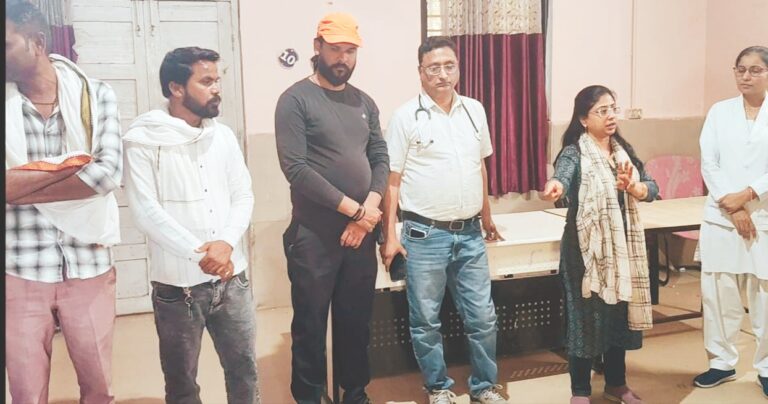 फायर सेफ्टी दिवस जिला चिकित्सालय में हुई मॉक ड्रिल