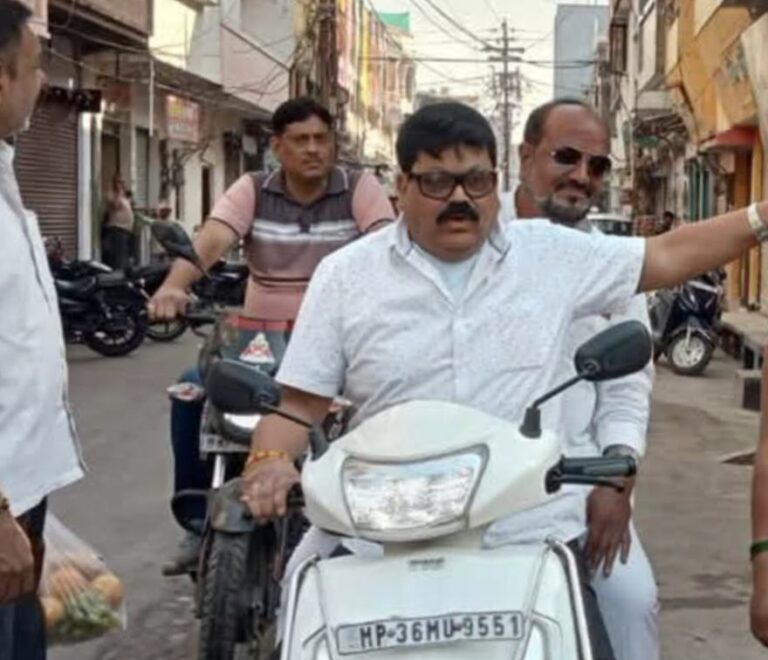 नपा अध्यक्ष ने जानीं शहर की सफाई व्यवस्था संबंधितों को दिए दिशा निर्देश