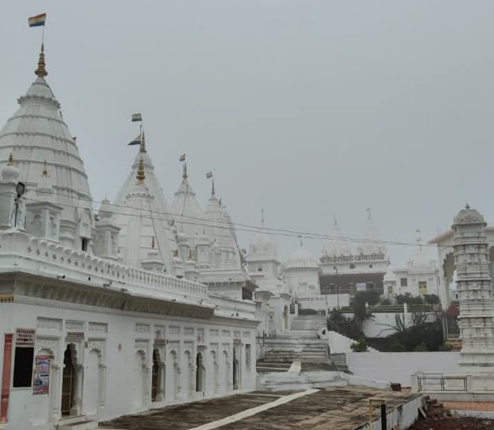 सिद्धभूमि द्रोणगिरि प्राचीन ऐतिहासिक धार्मिक स्थल – पवन घुवारा