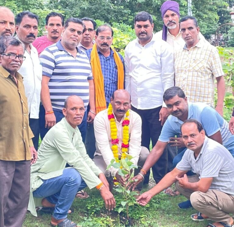 सेवा, पर्यावरण और स्नेह से भरा मेरा जन्मदिवस – राजेंद्र सिंह, जन्मदिन पर किया पौधरोपण