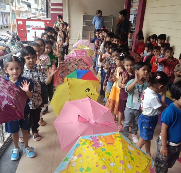 समेरिटन्स स्कूल जुमेराती में मानसून दिवस पर किया पौधारोपण