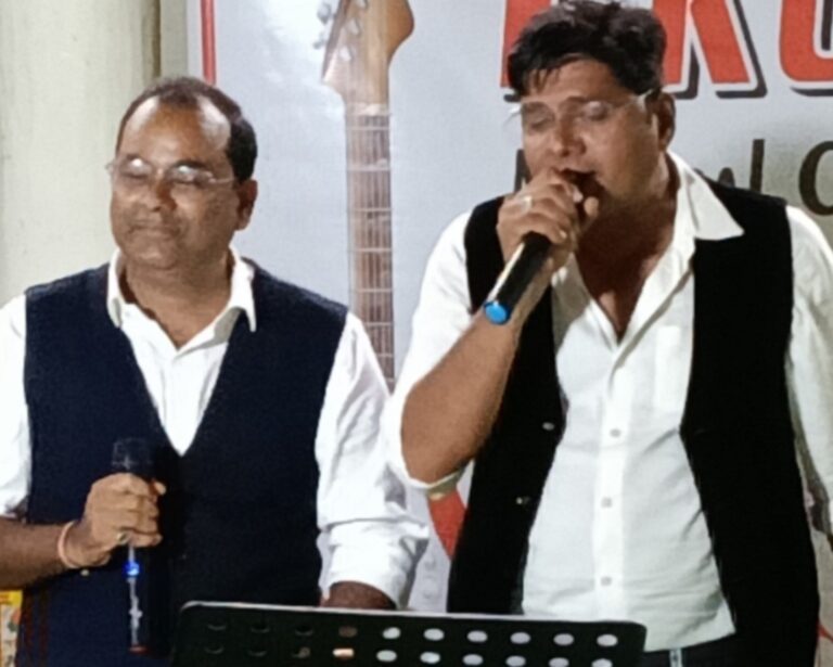 सुरीला नर्मदापुरम” संगीत कार्यक्रम में नेहरू पार्क में गूंजे संगीत के नए पुराने नगमें, नर्मदापुर युवा मंडल हर रविवार आयोजित कर रहा है सुरों की महफ़िल