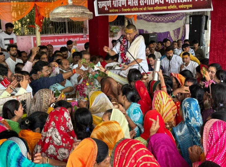 41 दिनों तक भगवान के 108 विल्वपत्र अर्पण करने मात्र से मन की समस्त मनोकामनाएं पूर्ण हो।जाती हैं – आचार्य सोमेश परसाई