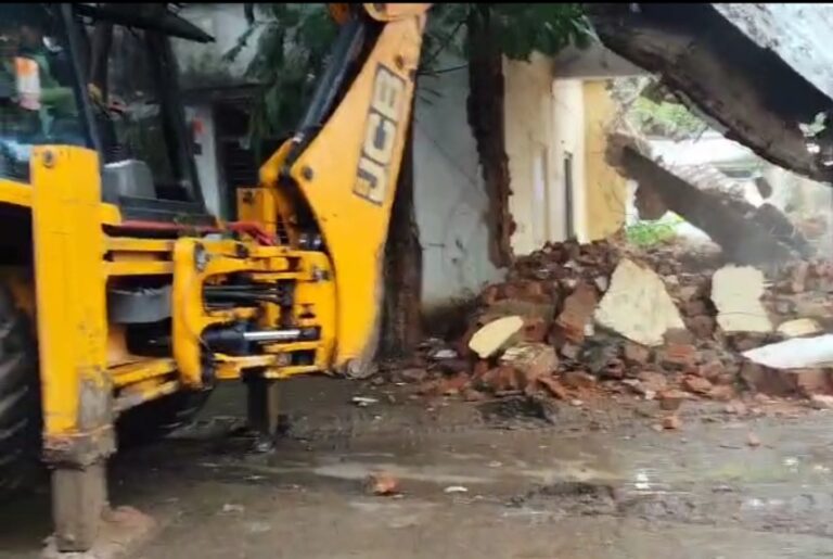 कोठी बाजार स्थित फूलवती जायसवाल स्कूल भवन का निर्माण जायसवाल परिवार द्वारा कराया गया – राजेश रबूदा