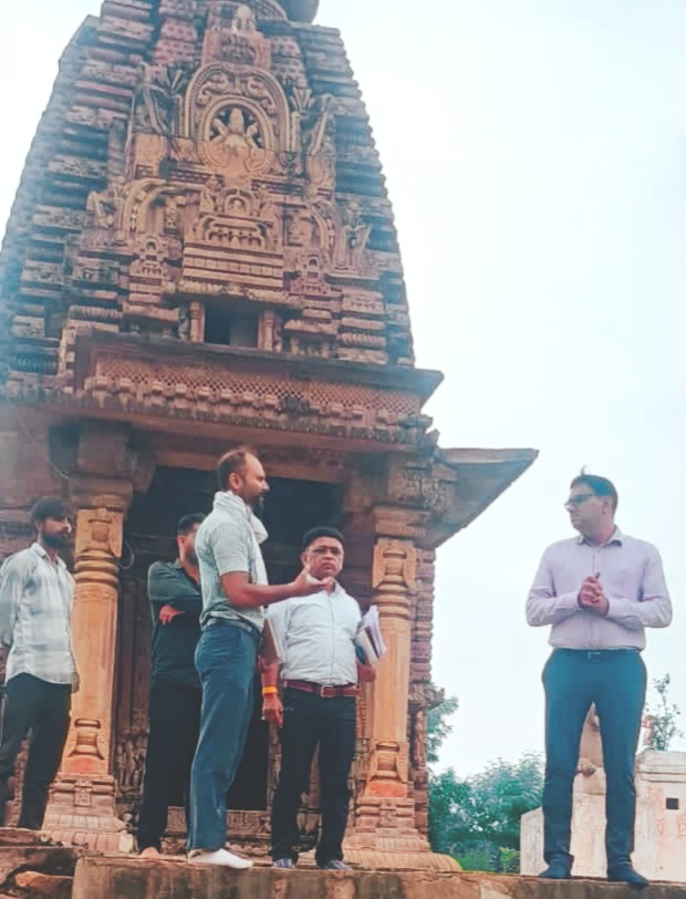 कलेक्टर श्री श्रोत्रिय ने सूर्य मंदिर मड़खेरा का किया निरीक्षण