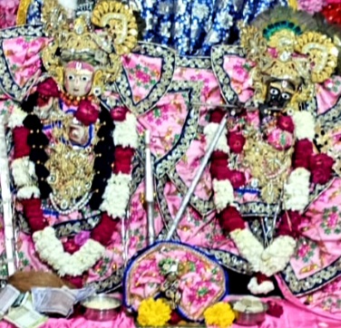 भगवान कृष्ण के बड़े भाई बलभद्र बलदेव जी का जन्मोत्सव आज दोपहर 12 बजे