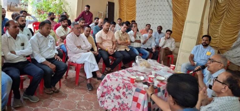 सलकनपुर धाम जाने वाले पैदल धर्मप्रेमियों के लिए पंडाल लगाने हेतु बैठक