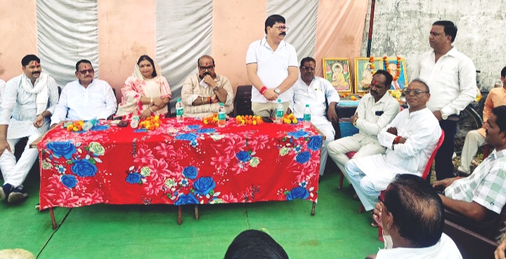 विधायक सहित नपा अध्यक्ष ने सामुदायिक भवन का किया भूमि पूजन