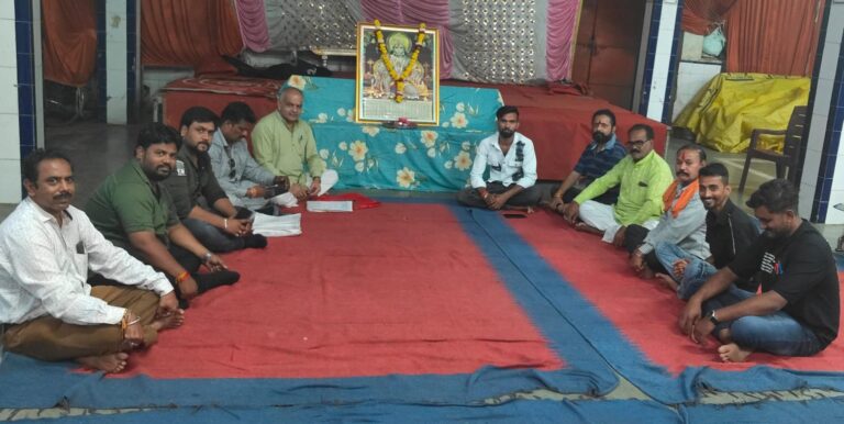 श्री दक्षिणमुखी हनुमान मंदिर संधर्ष समिति का गठन हुआ।