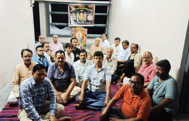 क्षत्रिय स्वर्णकार समाज ने हर्षोल्लास से मनाई अजमीढ़ देव जयंती और दशहरा मिलन समारोह