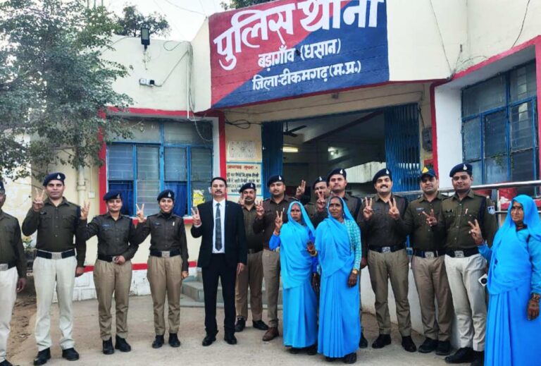 पुलिस अधीक्षक मनोहर सिंह मंडलोई पहुंचे थाना बड़ागांव पुलिस कर्मियों से किया आत्मीय संवाद