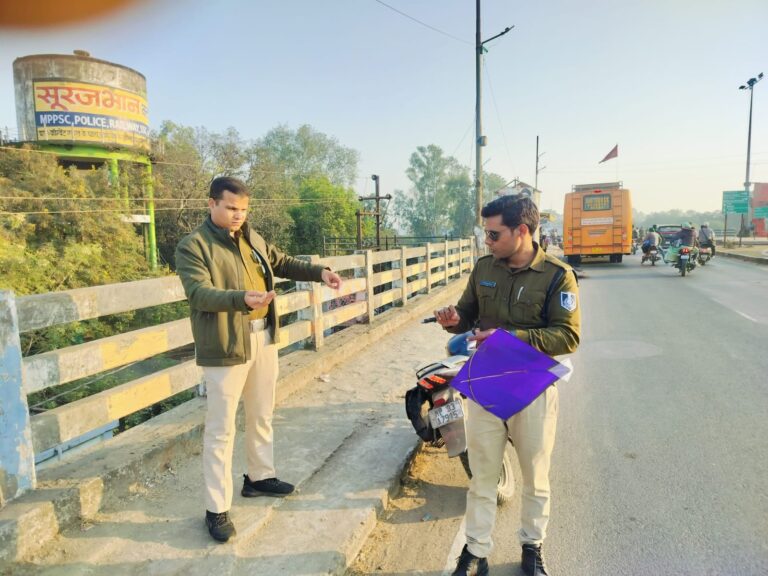 इटारसी। शुभम शर्मा इस खतरनाक चाइनीज मांझे का शिकार हुए हैं।