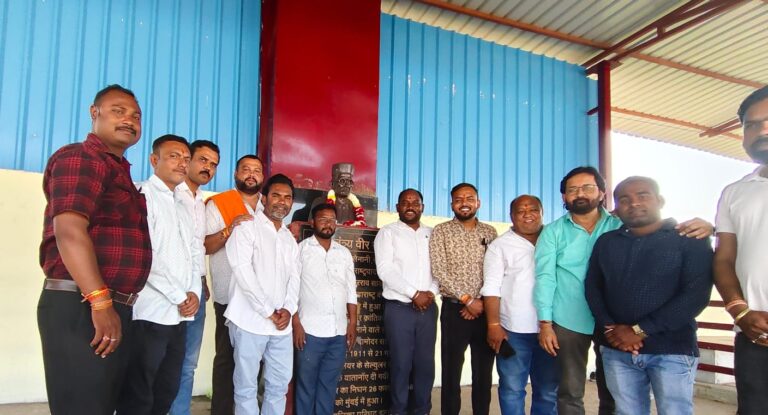 इटारसी: वीर सावरकर स्टेडियम में दी गई विनायक दामोदर सावरकर को भावपूर्ण श्रद्धांजलि I