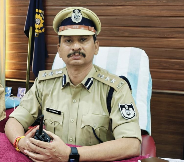 मनोहर सिंह मंडलोई ने होली पर साइबर सतर्कता का दिया संदेश साइबर सतर्कता की अपील, संदिग्ध एपीके फाइलों से बचने की सलाह