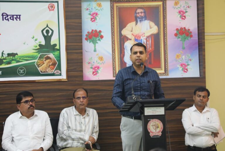 प्राकृतिक खेती केवल वर्तमान नहीं, बल्कि भविष्य की भी आवश्यकता: कलेक्टर सोमेश मिश्रा l