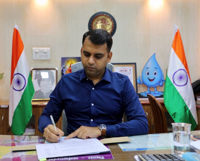 मूंग रीसर्कुलेशन रोकने और वास्तविक किसानों के हितों की सुरक्षा के लिए कलेक्टर श्री सोमेश मिश्रा ने जारी किए सख्त निर्देश
