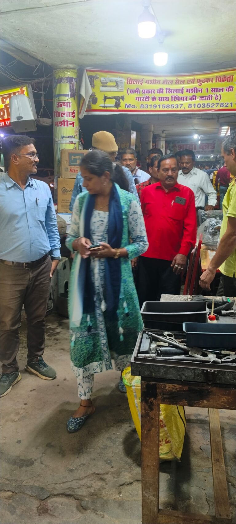 पुरानी नगर पालिका कॉम्प्लेक्स में अतिक्रमण पर सख्त हुईं सीएमओ रेखा जाटव, दुकानदारों को दी अंतिम चेतावनी l