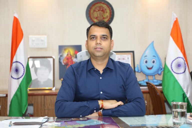 स्वतंत्रता के 79 वर्ष: गौरव से संकल्प और विकसित भारत की ओर नर्मदापुरम कलेक्टर सोमेश मिश्रा का विशेष संपादकीय: ‘विकसित भारत 2047’ के संकल्प के साथ निरंतर आगे बढ़ता देश I